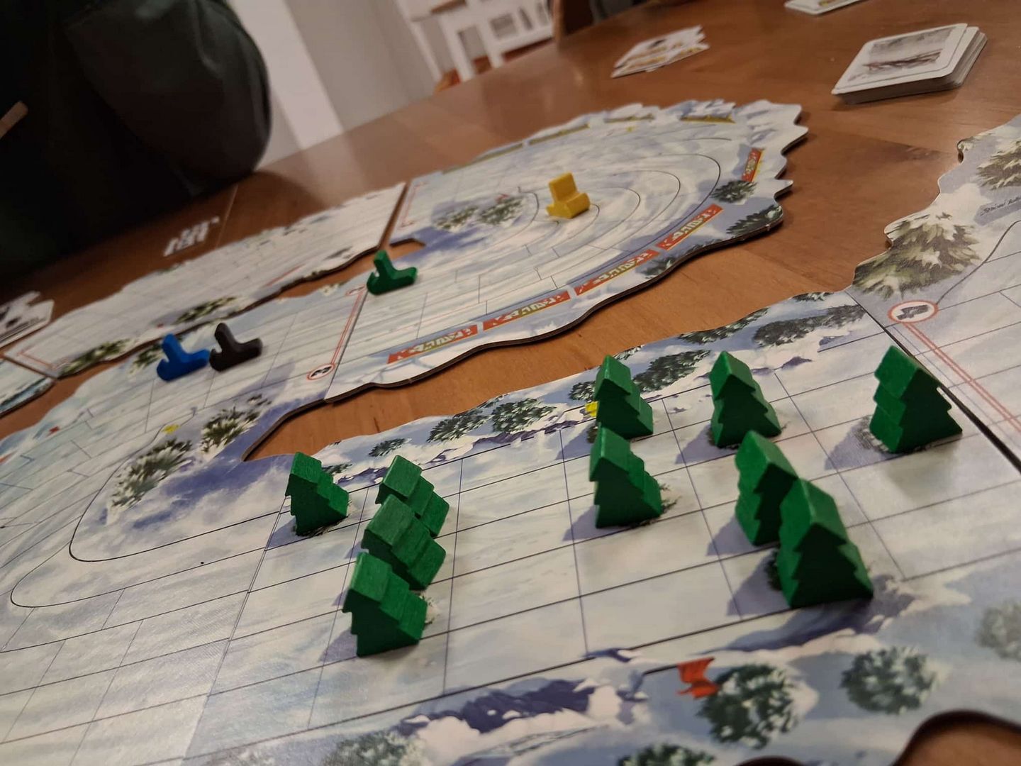 gespielt-2025-12-17-snow-tails-asmodee-01